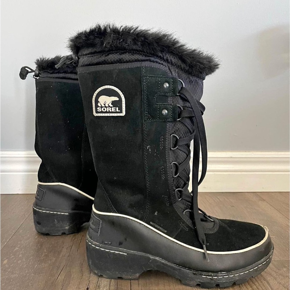 Sorel women’s boots size 7